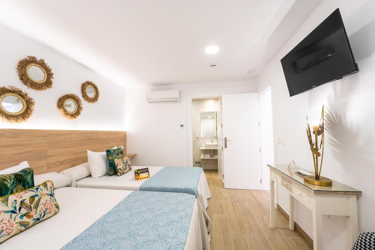 Hostal Romerito مالقة المظهر الخارجي الصورة